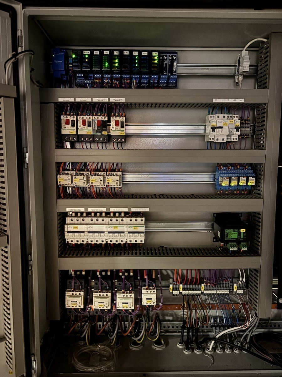 Armoire de régulation-min